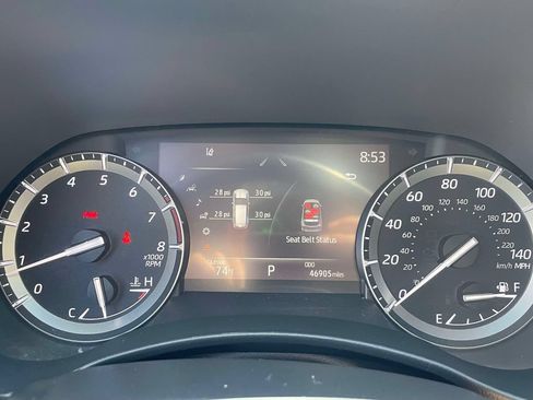 Used 2021 Toyota Highlander XLE FWD image 25