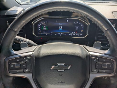 Used 2022 Chevrolet Silverado 1500 ZR2 w/ Technology Package AWD/4WD image 32