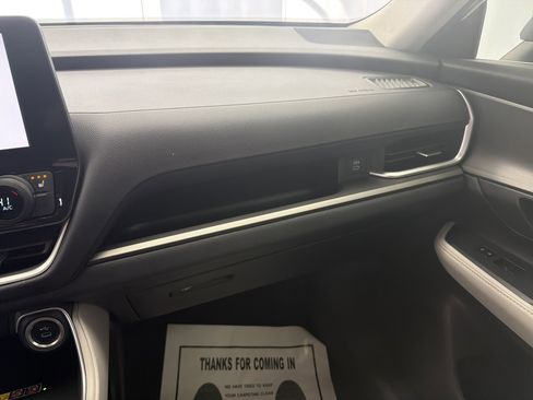 Used 2024 Toyota Grand Highlander AWD image 7