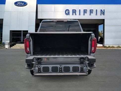 Used 2021 GMC Sierra 1500 SLT w/ SLT Premium Package AWD/4WD image 8