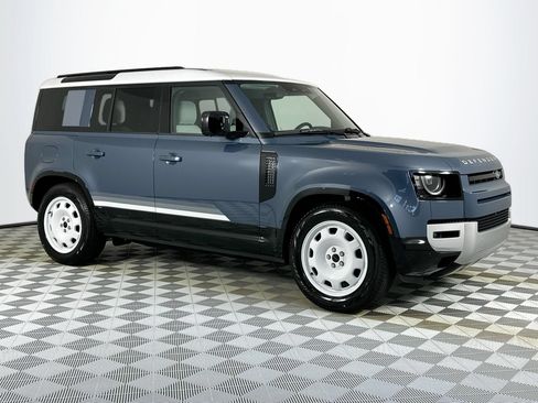 Used 2026 Land Rover Defender 110 S AWD/4WD image 3