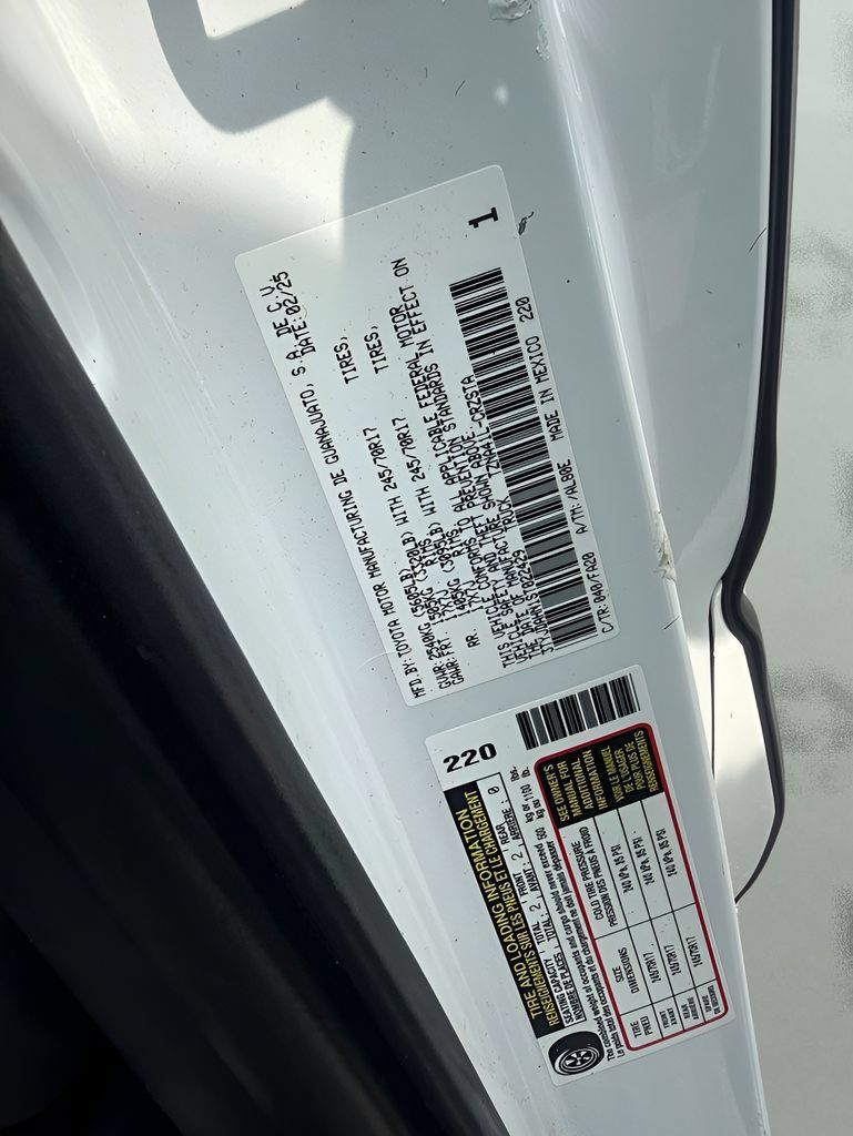 Used 2025 Toyota Tacoma SR RWD image 18