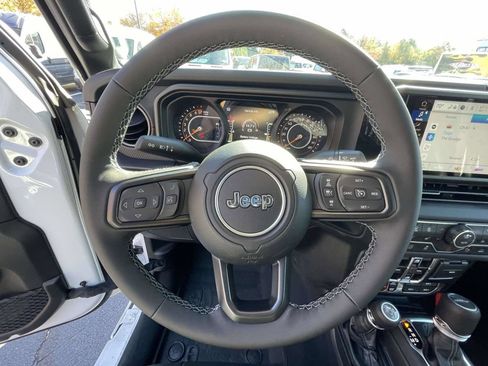 New 2026 Jeep Gladiator Rubicon AWD/4WD image 33