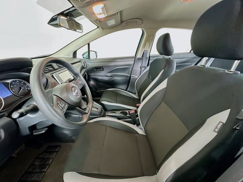 Used 2025 Nissan Versa S w/ Trunk Package image 13