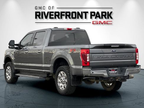 Used 2021 Ford F250 Lariat w/ Chrome Package image 5