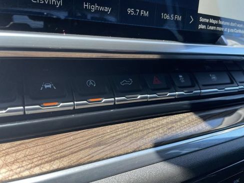 Used 2023 Chevrolet Silverado 1500 LT AWD/4WD image 34