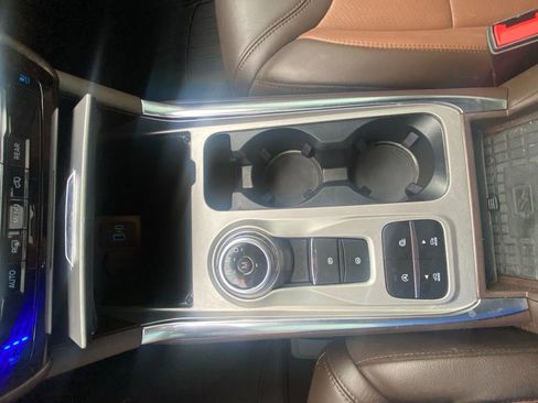 Certified 2021 Ford Explorer King Ranch image 18