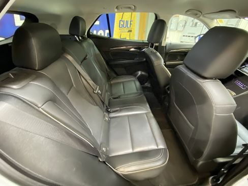 Used 2023 Buick Envision Essence image 27