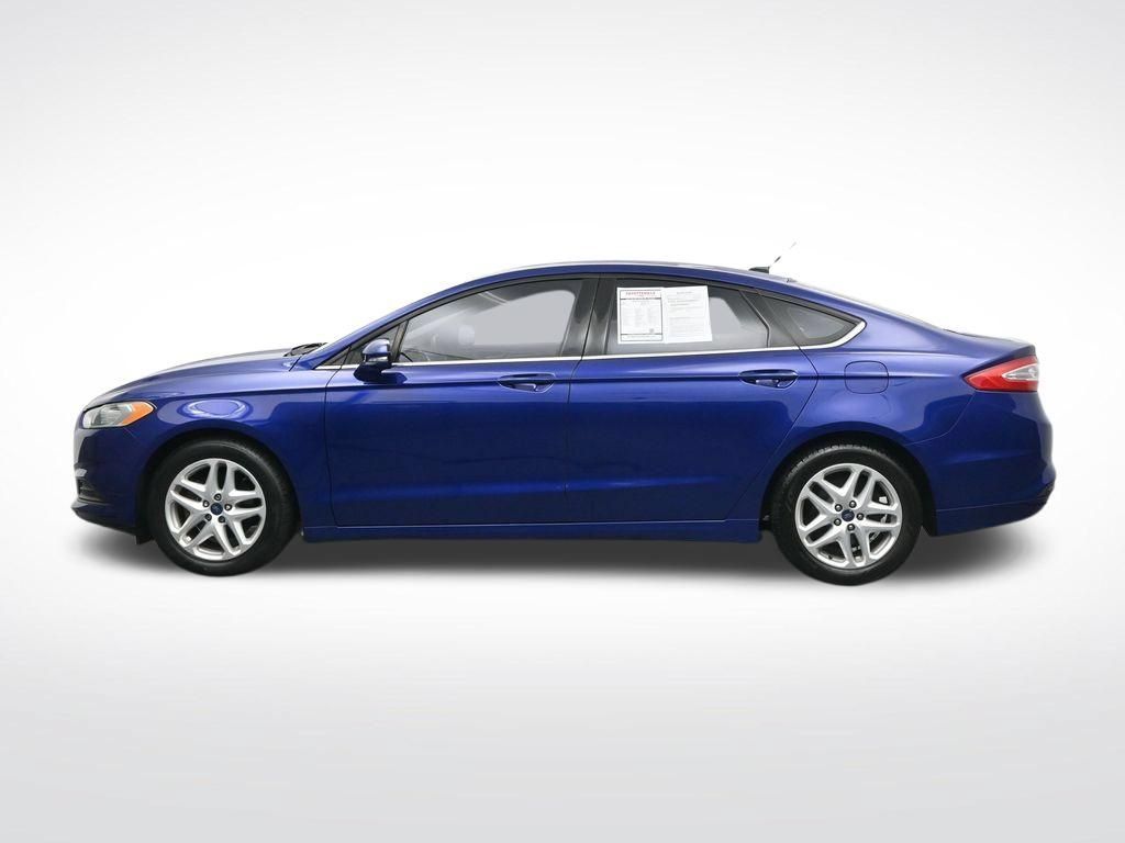 Used 2016 Ford Fusion SE FWD image 10
