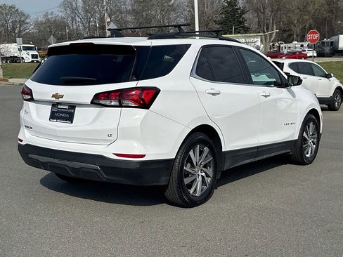 Used 2024 Chevrolet Equinox LT image 3
