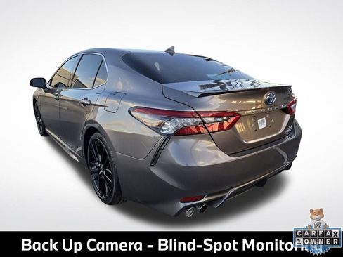 Used 2024 Toyota Camry XSE FWD image 7
