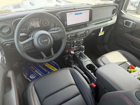 New 2026 Jeep Gladiator Rubicon AWD/4WD image 11