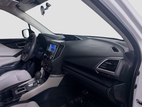 Used 2022 Subaru Forester AWD/4WD image 29