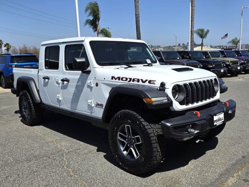 New 2026 Jeep Gladiator Mojave AWD/4WD image 4