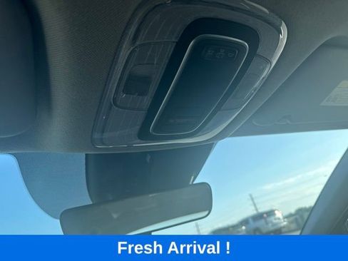Used 2024 Hyundai Elantra SE FWD image 9