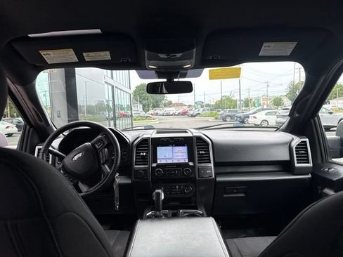 Used 2019 Ford F150 XLT w/ Equipment Group 302A Luxury AWD/4WD image 11