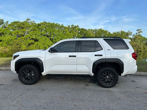 Used 2025 Toyota 4Runner SR5 image 2