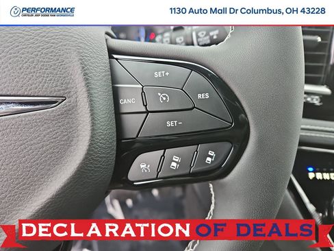 New 2026 Chrysler Pacifica Select image 32