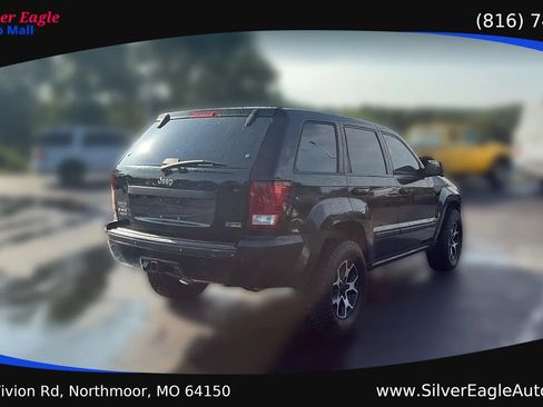 Used 2008 Jeep Grand Cherokee Laredo AWD/4WD image 5