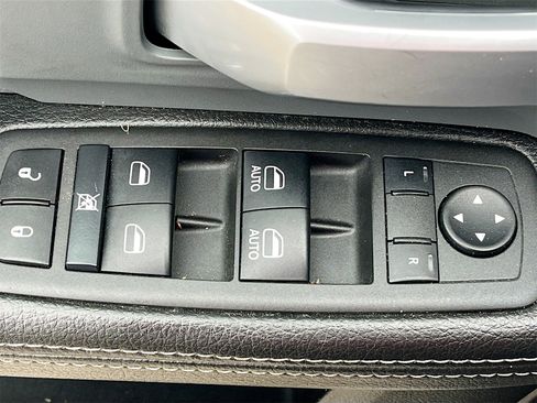 Used 2022 RAM 2500 Big Horn image 17