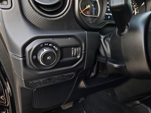 New 2026 Jeep Wrangler Unlimited Rubicon image 14