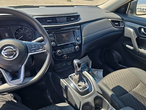 Used 2020 Nissan Rogue SV AWD/4WD image 12