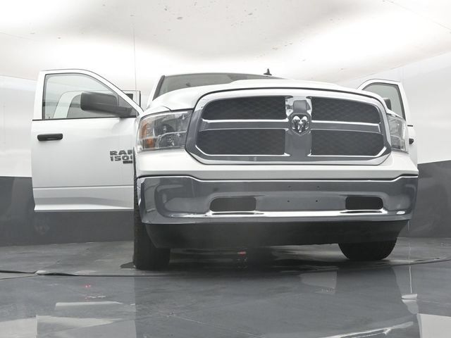 Used 2023 RAM 1500 Classic SLT w/ Electronics Group AWD/4WD image 60