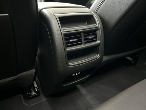 Certified 2025 Cadillac XT5 Premium Luxury image 16