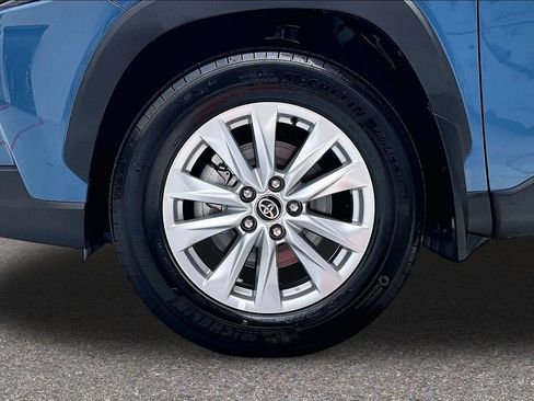 Certified 2026 Toyota Corolla Cross LE FWD image 36