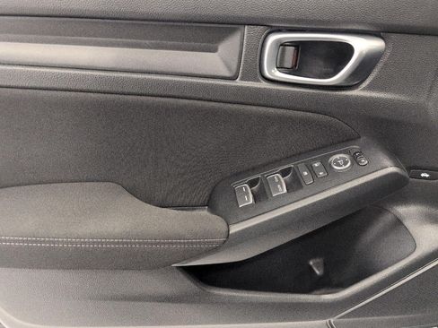 Used 2024 Honda Civic Sport image 11