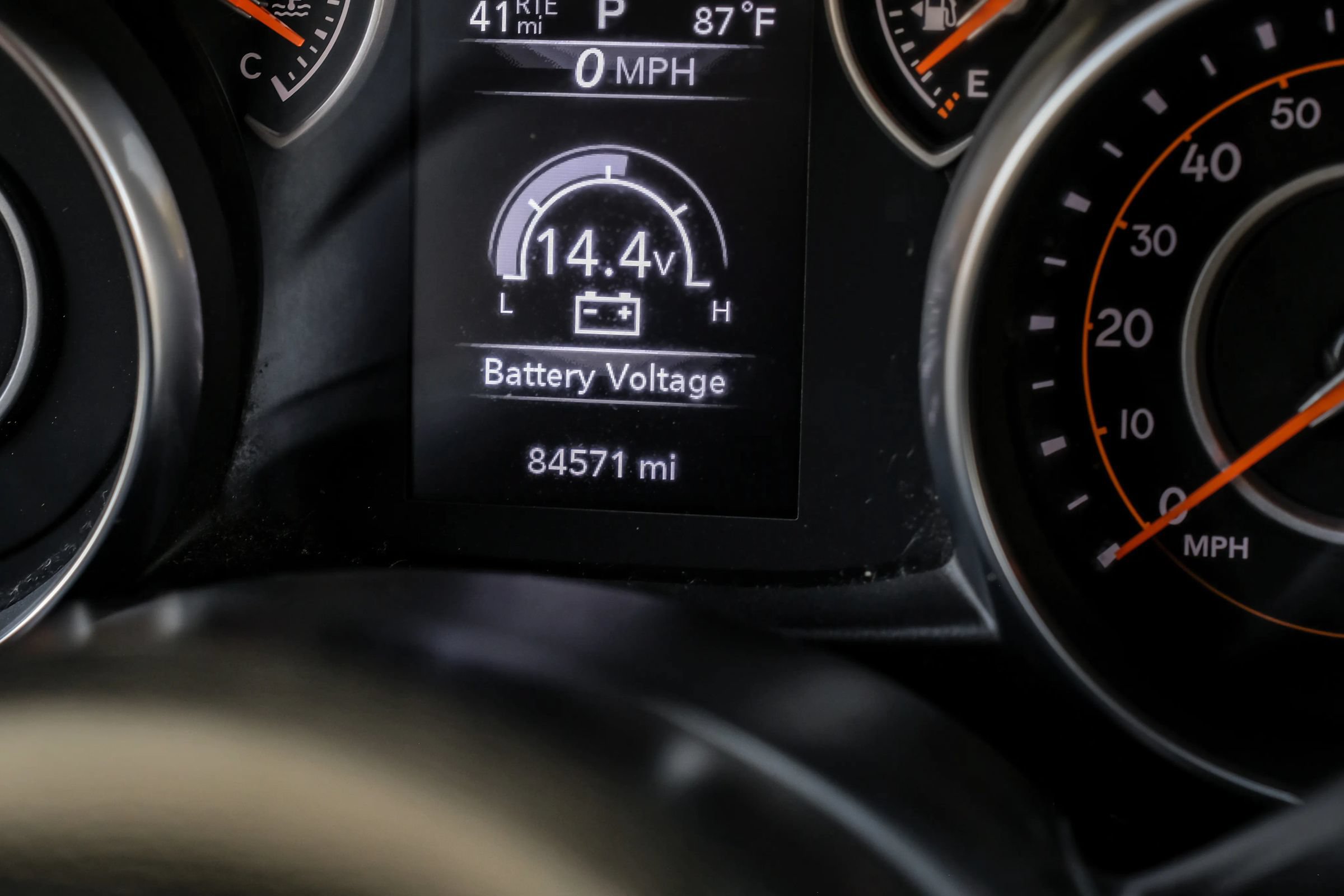 Used 2023 Jeep Gladiator Sport AWD/4WD image 27