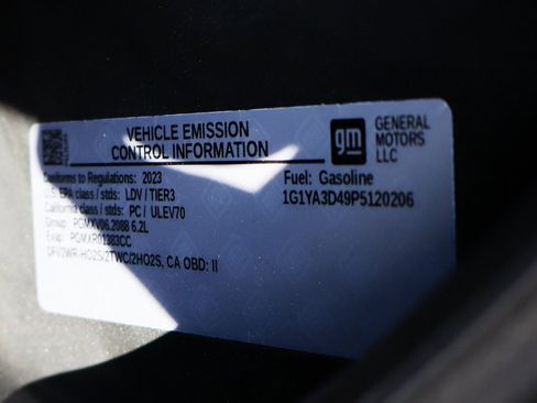 Used 2023 Chevrolet Corvette Stingray Convertible w/ 1LT image 13