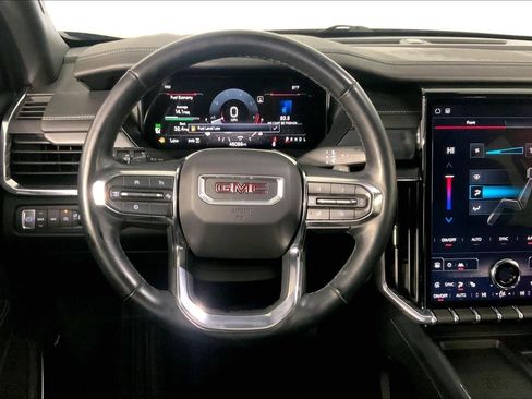 Used 2024 GMC Acadia Elevation AWD/4WD image 5