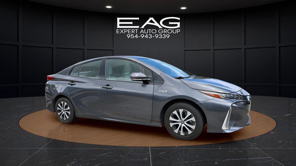 Used 2020 Toyota Prius Prime XLE FWD image 27