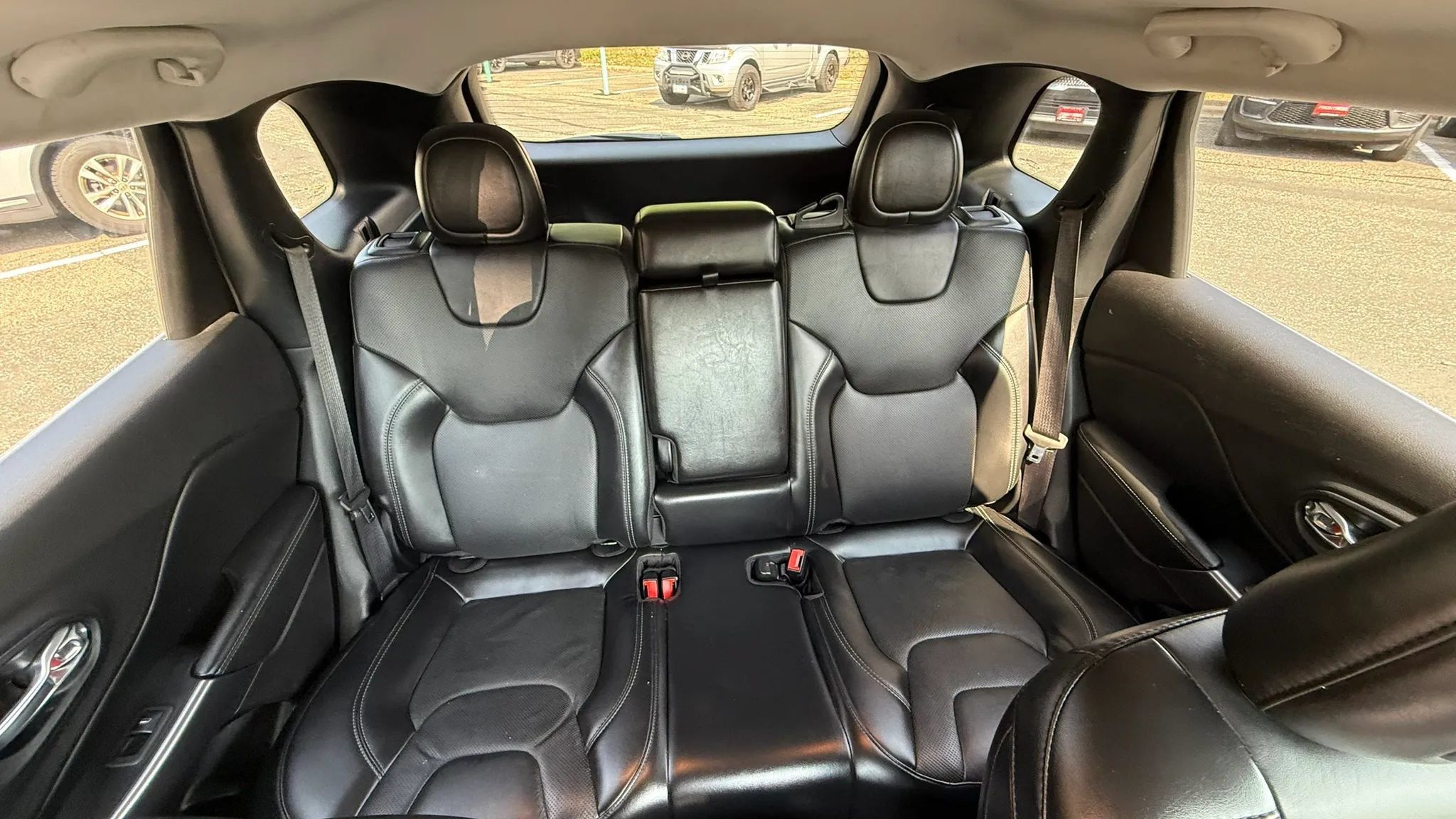 Used 2020 Jeep Cherokee Limited AWD/4WD image 36