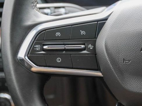 Used 2025 Chevrolet Tahoe Z71 image 30