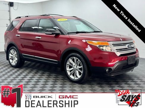 Used 2015 Ford Explorer XLT w/ Equipment Group 202A AWD/4WD image 1