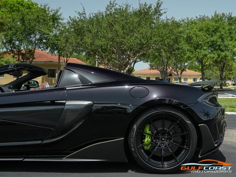 Used 2020 McLaren 600LT Spider image 37