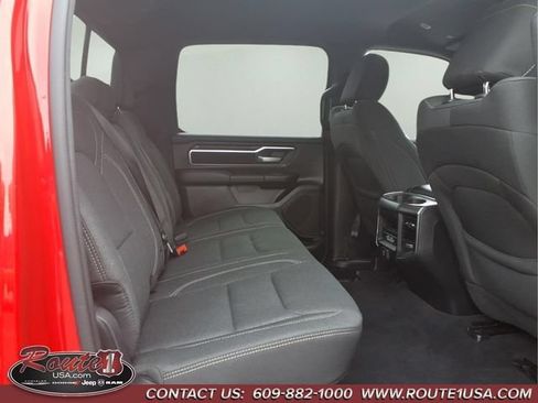 Used 2025 RAM 1500 Big Horn AWD/4WD image 16