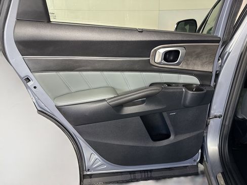 Used 2024 Kia Sorento SX Prestige w/ Sage Leather Package image 26