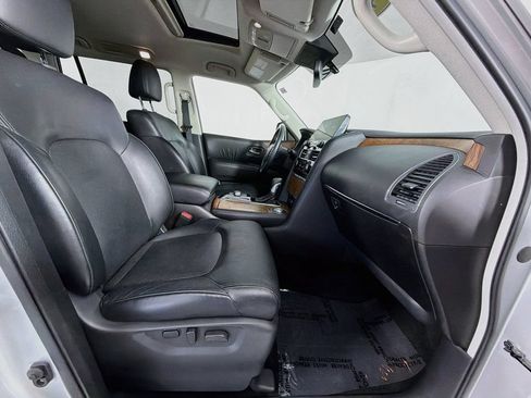 Used 2024 Nissan Armada SL w/ Captain's Chairs Package RWD image 31