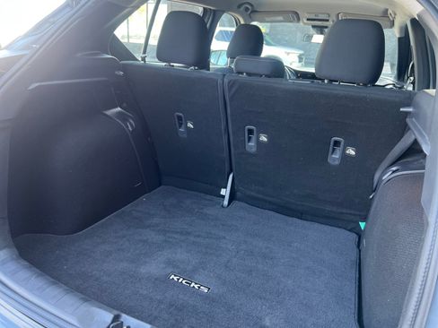 Used 2024 Nissan Kicks SR FWD image 23