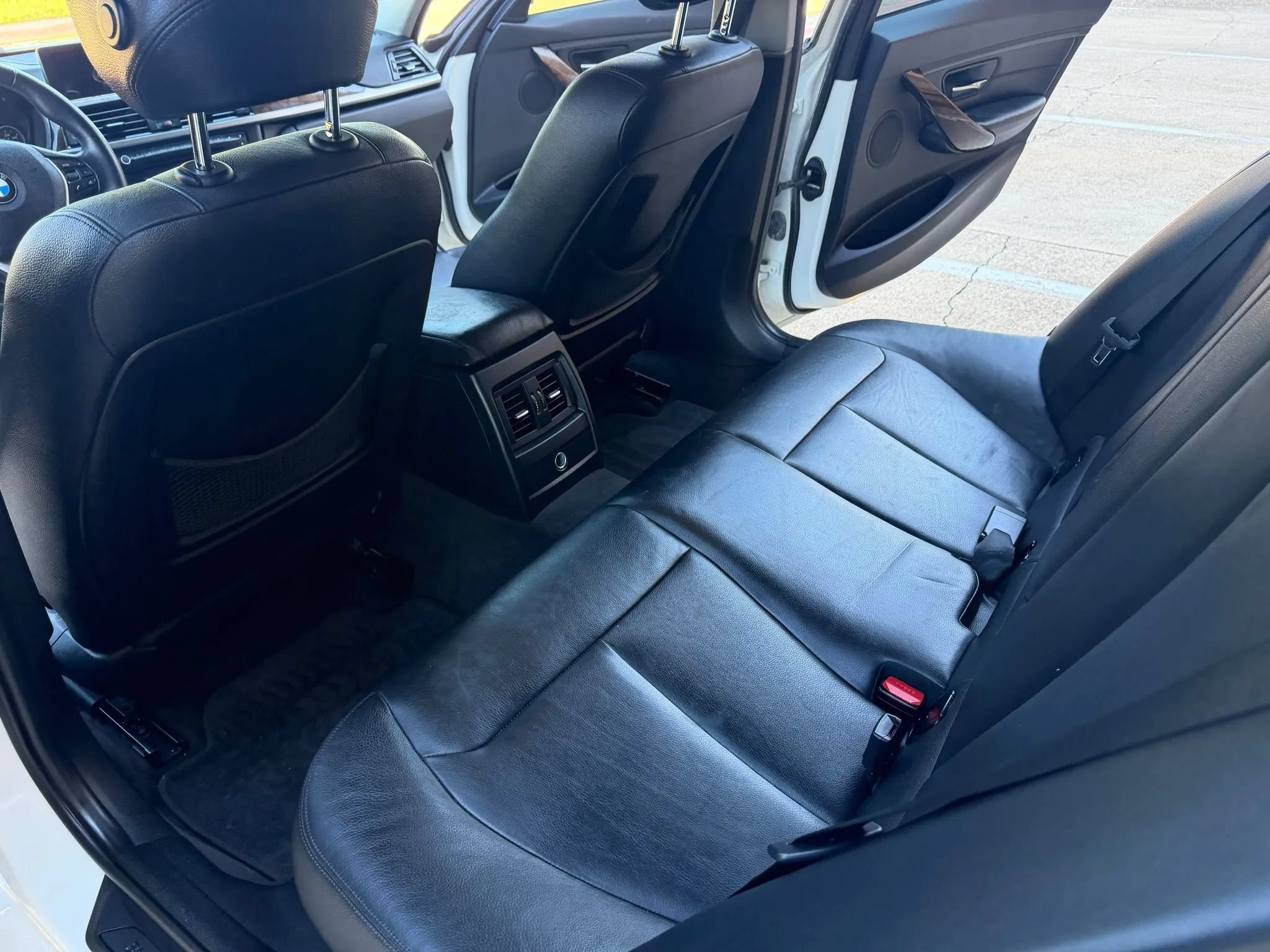 Used 2014 BMW 328i Sedan RWD image 17