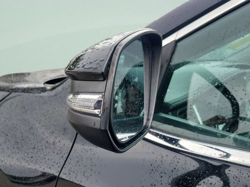 Used 2019 Toyota Highlander XLE AWD/4WD image 5