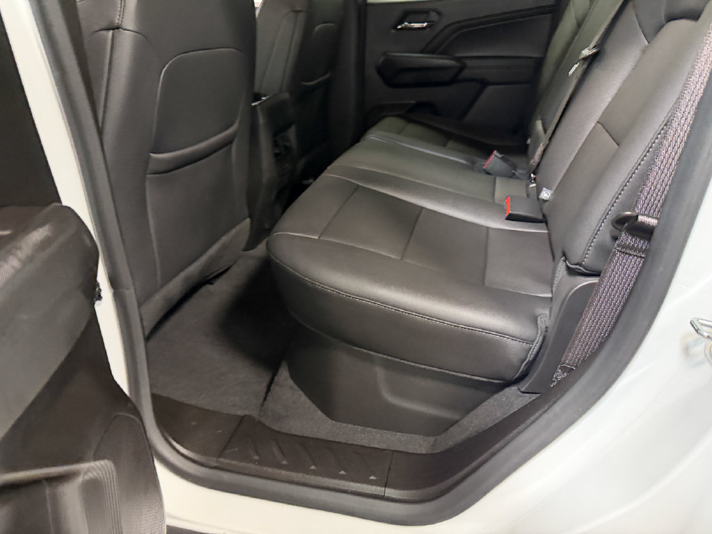 Used 2023 Chevrolet Colorado LT w/ LT Convenience Package III AWD/4WD image 48
