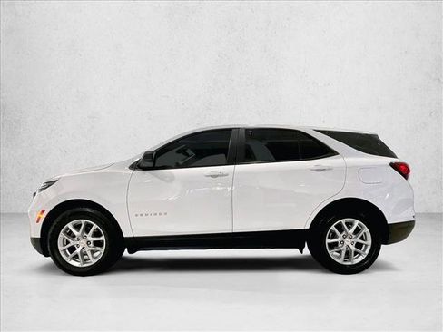 Used 2024 Chevrolet Equinox LS FWD image 6