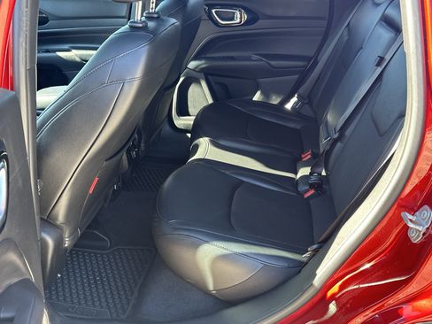 Used 2024 Jeep Compass Trailhawk image 20