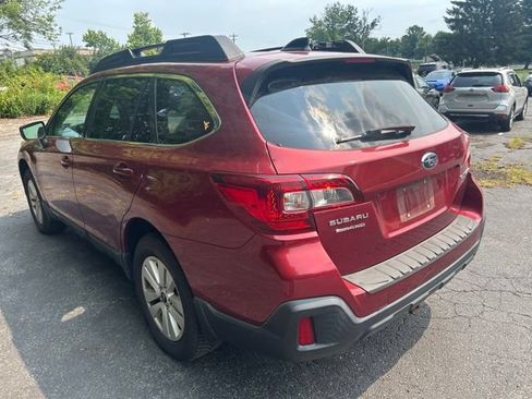 Used 2018 Subaru Outback 2.5i Premium AWD/4WD image 6