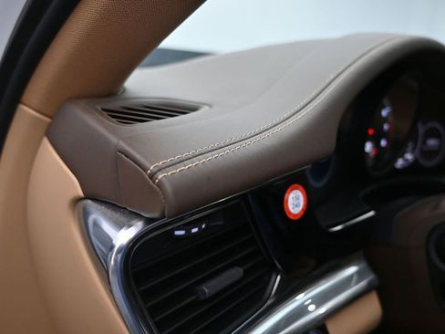 Certified 2020 Porsche Panamera 4S AWD/4WD image 14