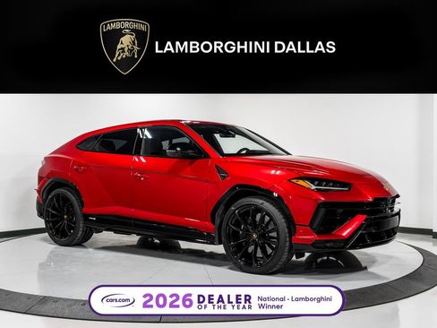Used 2023 Lamborghini Urus S image 1
